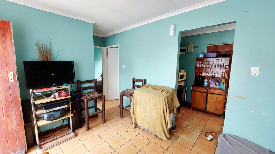 4 Bedroom Property for Sale in Palm Park Western Cape